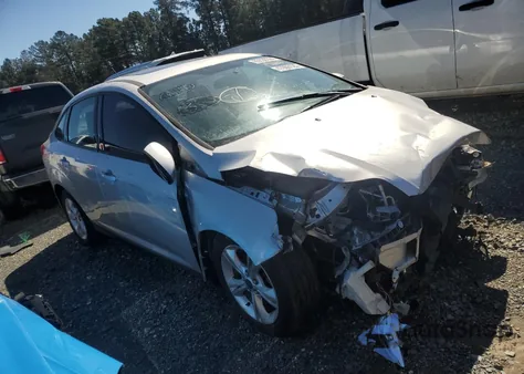 2013 Ford Focus Se z USA, uszkodzony, nr VIN 1FADP3F26DL196625